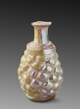 Alabastre en forme de pive de cèdre