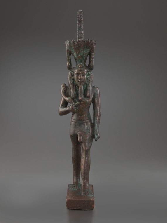 Statuette du dieu Néfertoum debout