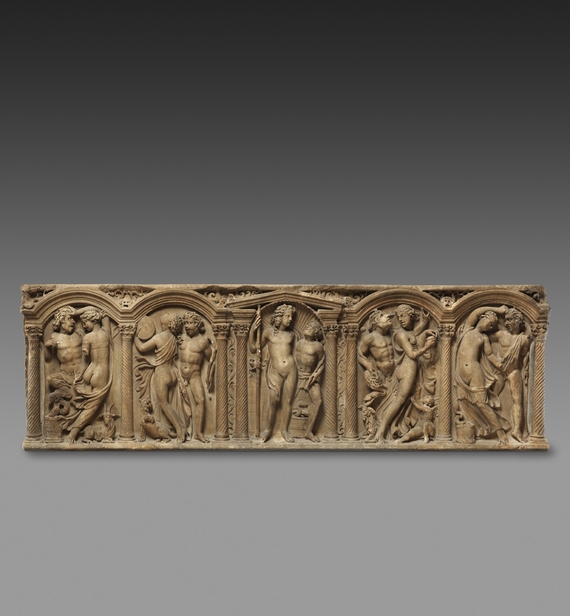 Panneau de sarcophage représentant Dionysos et son cortège