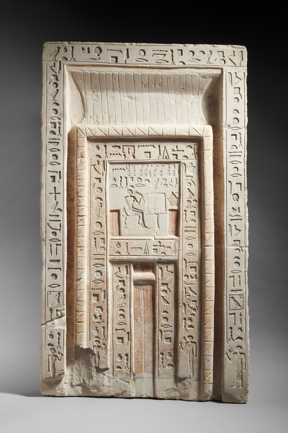 Stèle fausse-porte de la prêtresse Hénout